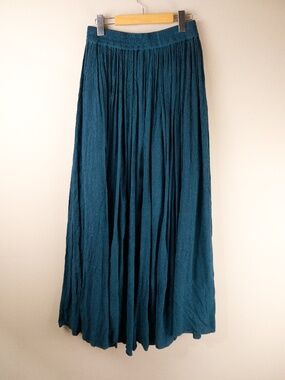 Textured Maxi Skirt/Petticoat